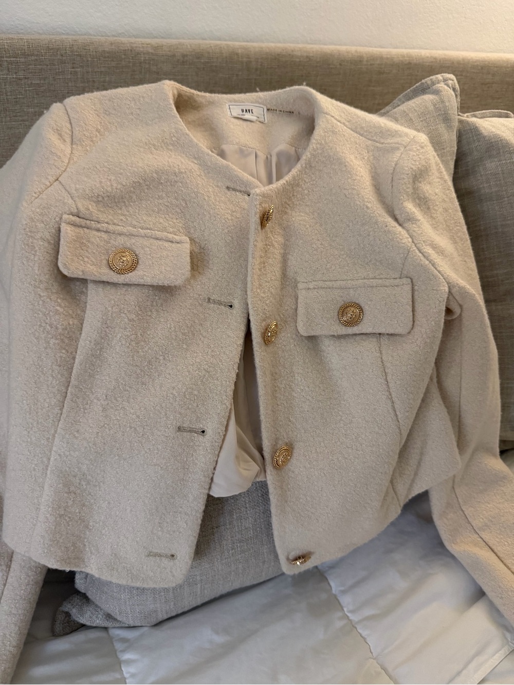 Cream cropped blazer jacket